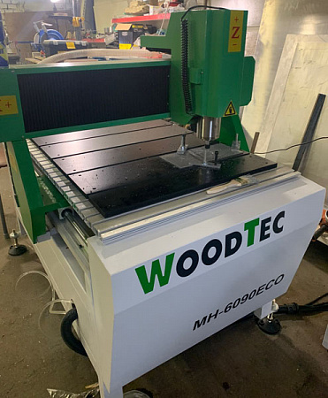 Фрезерно-гравировальный станок с ЧПУ WoodTec MH 6090 1,5 ECO купить в Новосибирске - rodan.ru