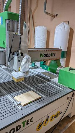 Фрезерный станок с ЧПУ по дереву WoodTec H 1625 купить в Новосибирске - rodan.ru