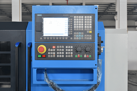 Токарный станок c ЧПУ с горизонтальной станиной MetalTec CK 36x750 купить в Новосибирске - rodan.ru