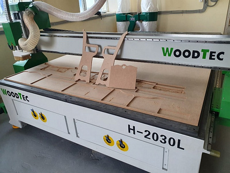 Фрезерный станок с ЧПУ по дереву WoodTec H 2030L